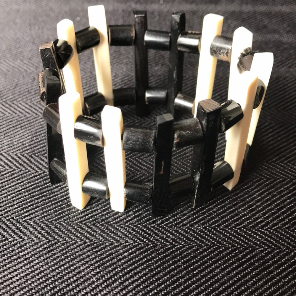 Black and White Bone Stretch Bracelet